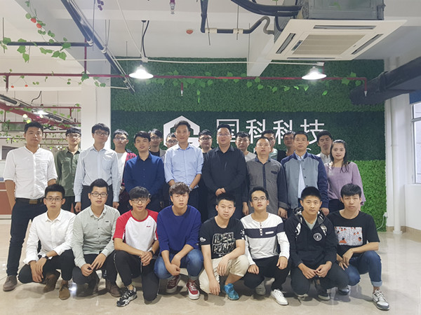 合影 (1)_副本.jpg